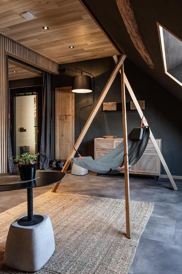 Le Studio Des Pres Verts Suite Design Avec Jacuzzi Privatif Jouey 外观 照片