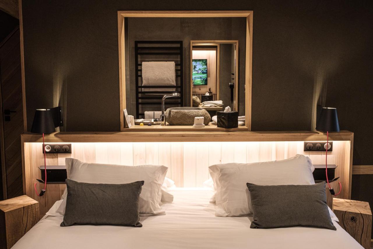 Le Studio Des Pres Verts Suite Design Avec Jacuzzi Privatif Jouey 外观 照片